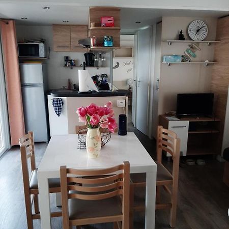 La Carabasse Cp90 Hotel Виас Екстериор снимка